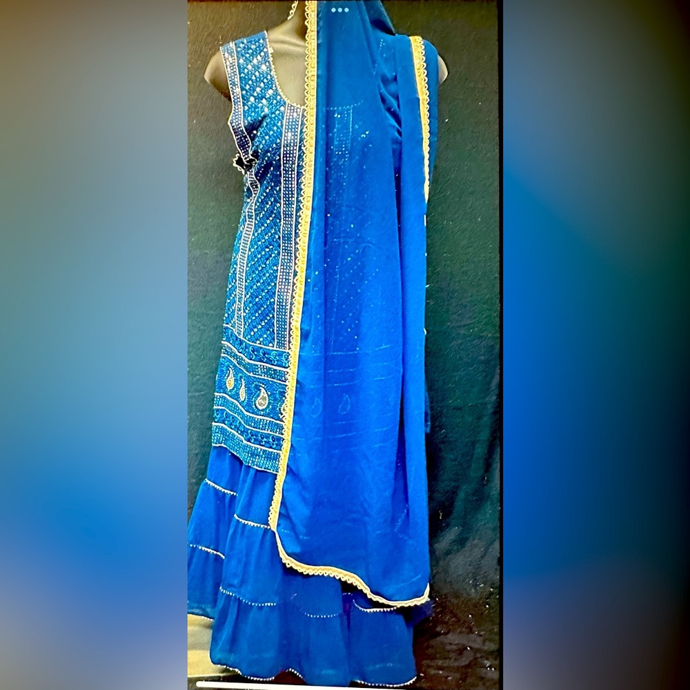 Brand new party dress
